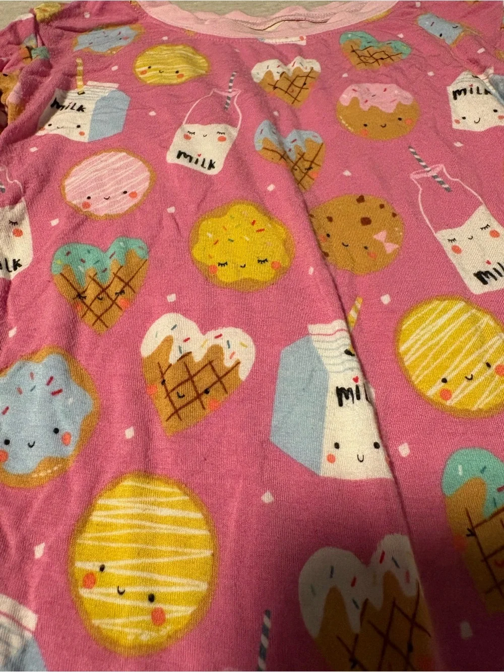 16 Pair Girl’s Little Sleepies pajamas, size 4t